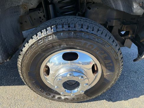 Used 2006 Ford F350 4x4 Regular Cab DRW Super Duty image 21