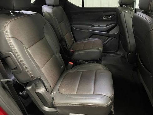 Used 2023 Chevrolet Traverse High Country image 21