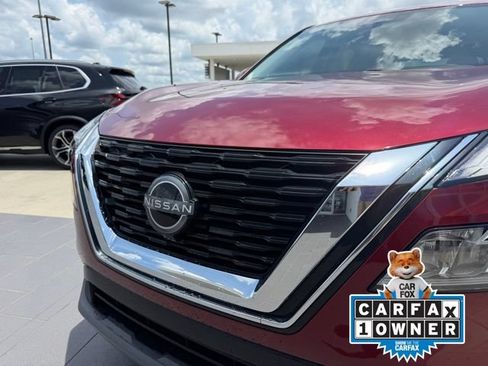 Used 2023 Nissan Rogue SV AWD/4WD image 2