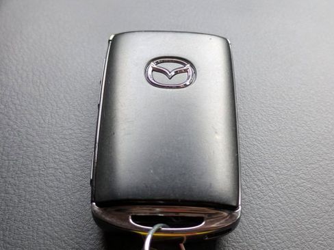 New 2025 MAZDA CX-5 Signature image 28