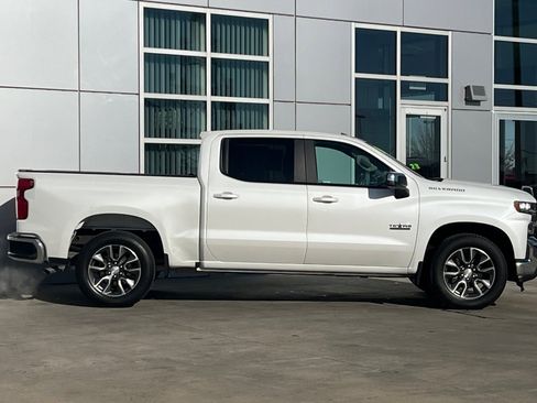 Used 2019 Chevrolet Silverado 1500 LT w/ Texas Edition image 3