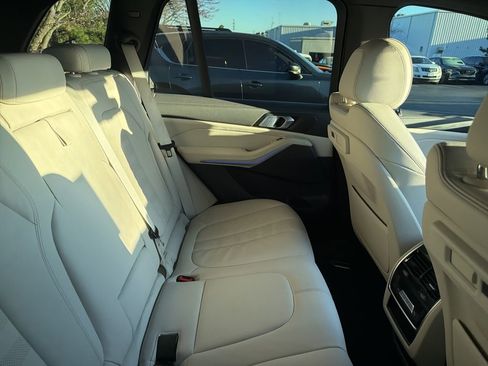 Used 2020 BMW X5 xDrive40i w/ Premium Package image 5