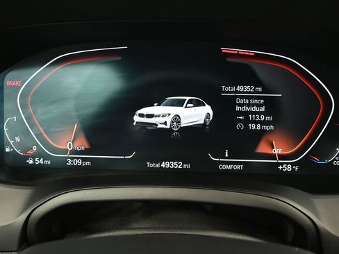 Used 2022 BMW 330i xDrive Sedan w/ Driving Assistance Package image 13