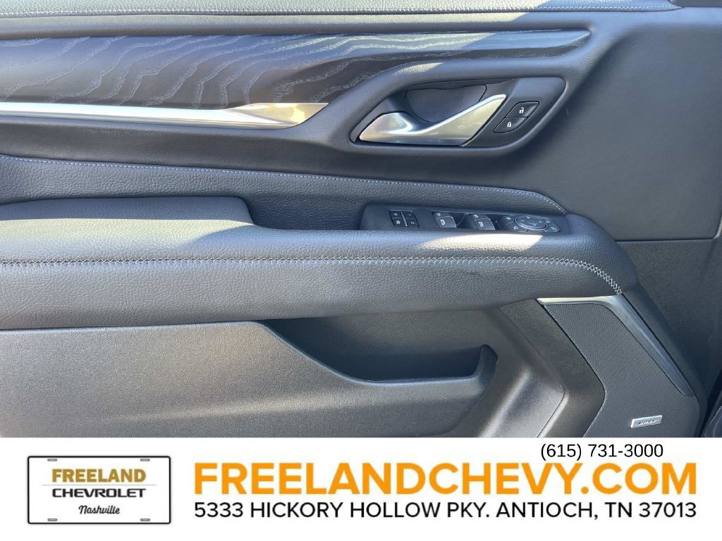 Used 2022 GMC Yukon XL Denali RWD image 31