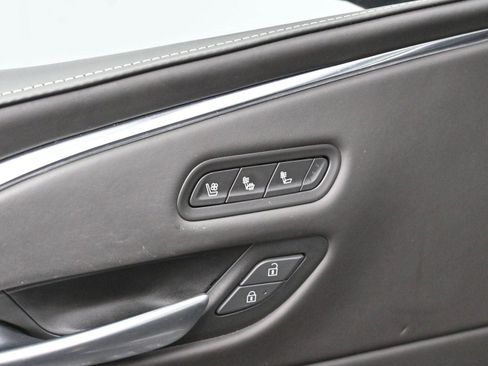 Certified 2024 Cadillac Escalade Sport Platinum image 10