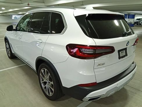 Used 2022 BMW X5 xDrive40i w/ Premium Package AWD/4WD image 7