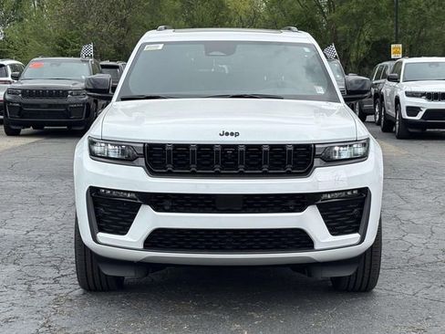New 2026 Jeep Grand Cherokee L Limited AWD/4WD image 36