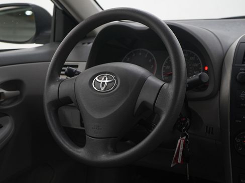 Used 2009 Toyota Corolla S image 13