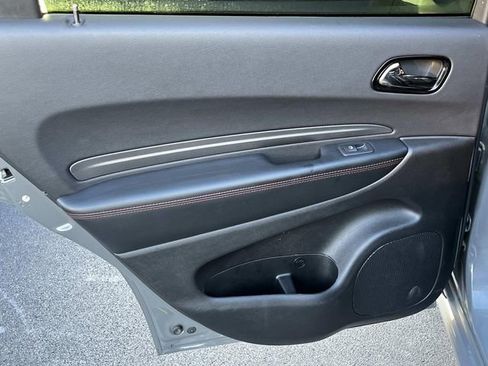 Used 2025 Dodge Durango GT image 17