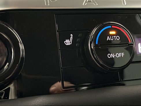 New 2026 Nissan Pathfinder SL AWD/4WD image 37