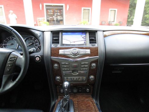 Used 2019 Nissan Armada Platinum w/ Captain's Chairs Package image 8