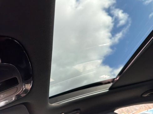 Used 2023 Hyundai Sonata SEL Plus image 25