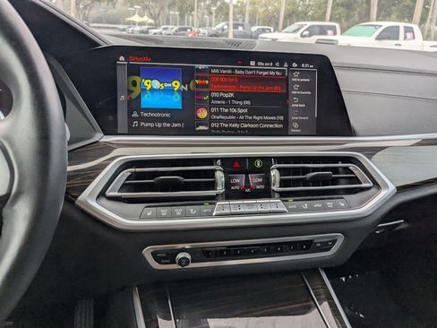 Used 2021 BMW X5 sDrive40i w/ Premium Package 2 image 16