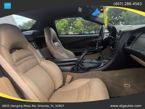 Used 2000 Chevrolet Corvette Convertible w/ Memory Pkg RWD image 17