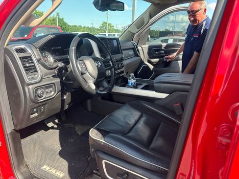 Used 2019 RAM 1500 Laramie RWD image 6