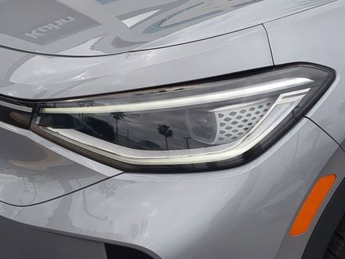 Certified 2023 Volkswagen ID.4 Pro S image 7