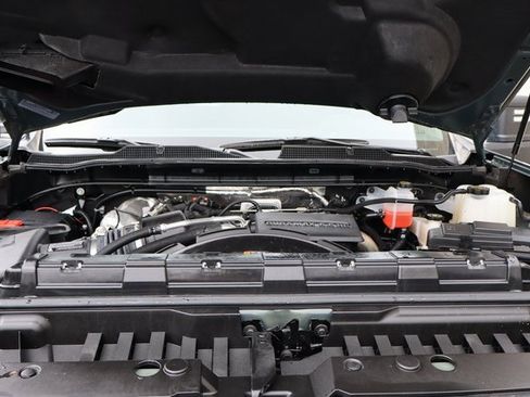 Used 2025 Chevrolet Silverado 3500 LT image 34