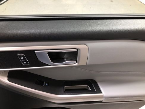 Used 2023 Ford Explorer XLT w/ Equipment Group 202A image 16