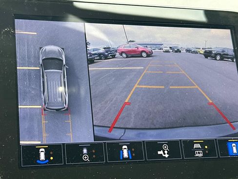 Certified 2022 Chevrolet Equinox Premier AWD/4WD image 28