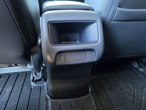 New 2026 Honda HR-V EX-L image 11