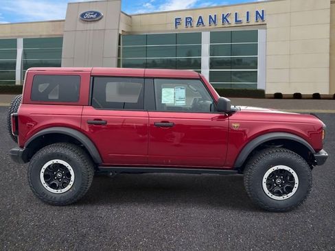 New 2026 Ford Bronco Badlands w/ Sasquatch Package image 8