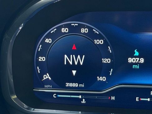 Used 2024 Chevrolet Tahoe High Country image 37