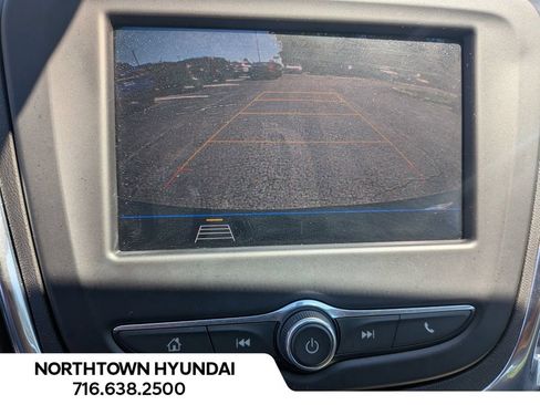 Used 2020 Chevrolet Equinox LS FWD image 14