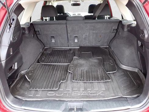 Used 2016 Subaru Outback 2.5i Premium image 8