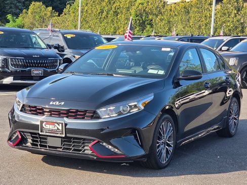 Used 2023 Kia Forte GT-Line w/ GT-Line Premium Package FWD image 7