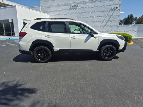Used 2025 Subaru Forester Wilderness AWD/4WD image 8