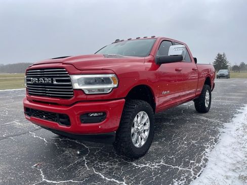 Used 2024 RAM 2500 Laramie w/ Sport Appearance Package image 7