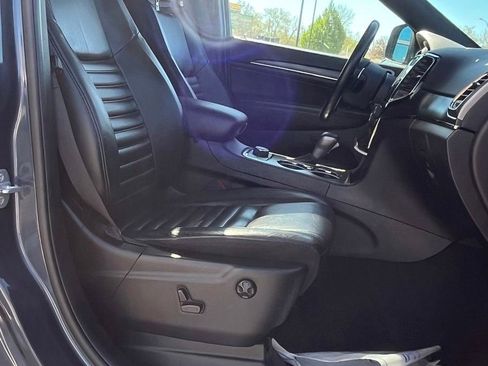 Used 2019 Jeep Grand Cherokee Limited X AWD/4WD image 23