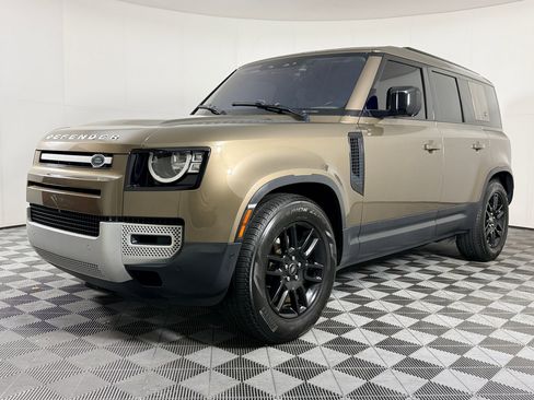 Used 2021 Land Rover Defender 110 S image 1