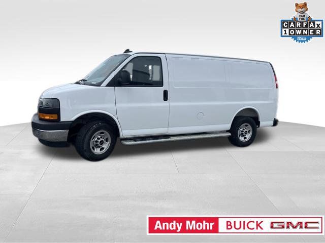Used 2025 GMC Savana 2500 w/ Driver Convenience Package RWD image 8