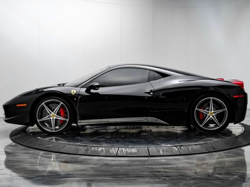 Used 2012 Ferrari 458 Italia Coupe image 5