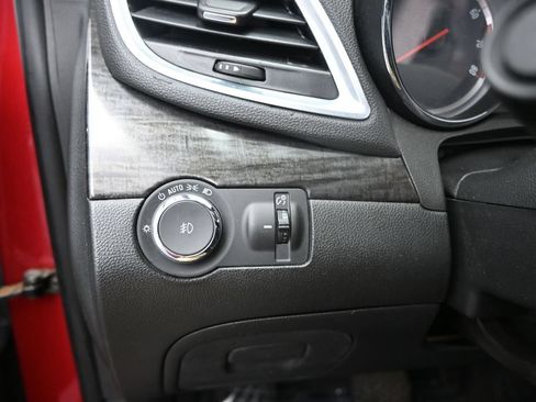Used 2013 Buick Encore Convenience AWD/4WD image 21