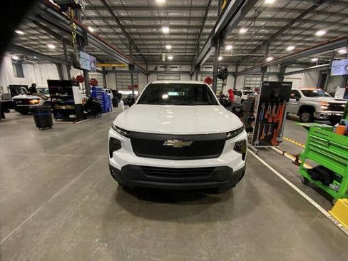 Used 2024 Chevrolet Silverado EV W/T image 2