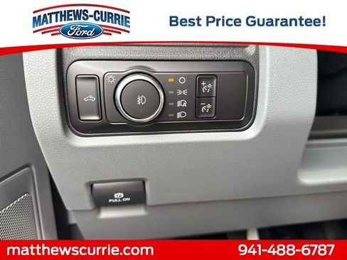 New 2026 Ford F250 XL w/ XL Chrome Package image 25