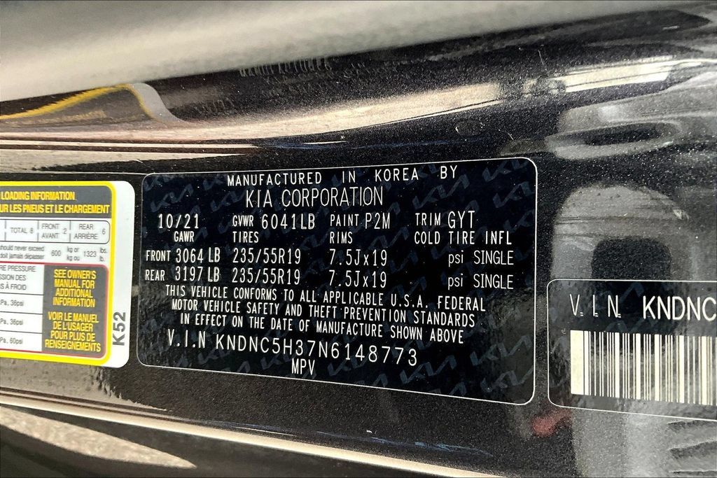 Used 2022 Kia Carnival EX FWD image 18