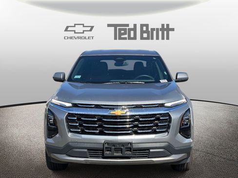 Certified 2025 Chevrolet Equinox LT AWD/4WD image 2