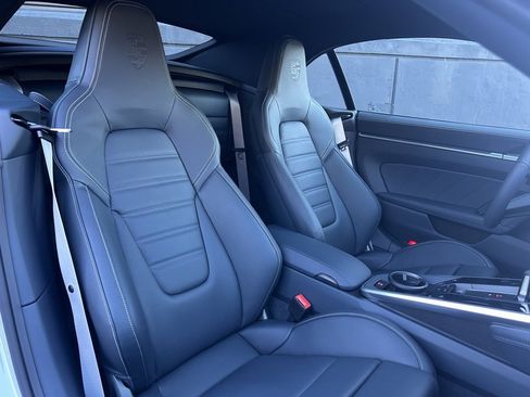 Certified 2026 Porsche 911 Carrera GTS image 24