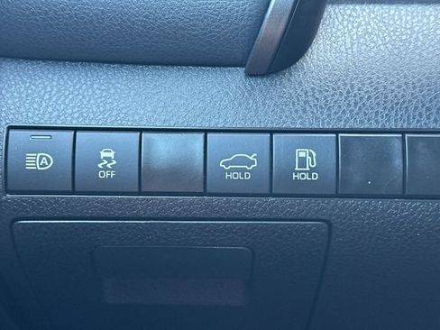 Used 2024 Toyota Camry SE FWD image 30