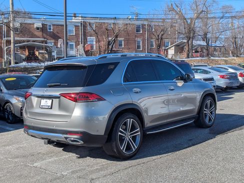 Used 2021 Mercedes-Benz GLE 350 w/ Premium Package image 6