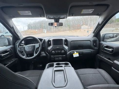 Used 2021 Chevrolet Silverado 1500 Custom Trail Boss image 17