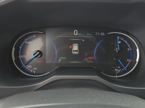 Used 2025 Toyota RAV4 LE image 18