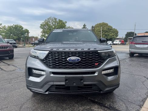 Used 2023 Ford Explorer ST w/ Technology Package AWD/4WD image 5