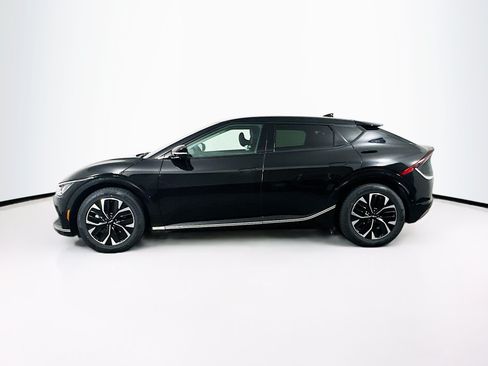 Used 2024 Kia EV6 Wind w/ Wind Technology Package AWD/4WD image 4
