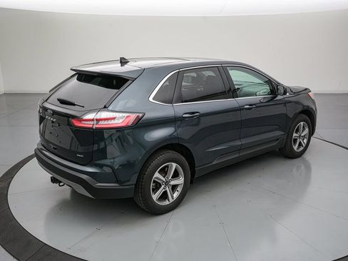 Certified 2024 Ford Edge SEL w/ Convenience Package AWD/4WD image 4