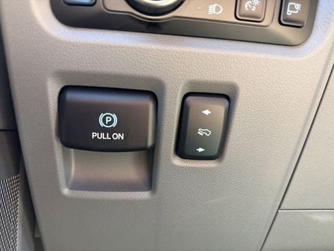 Used 2025 Ford F150 Lariat w/ Equipment Group 502A High AWD/4WD image 41