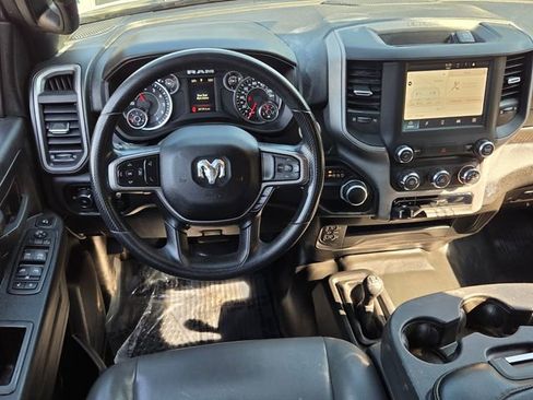 Used 2024 RAM 2500 Tradesman w/ Chrome Appearance Group AWD/4WD image 10